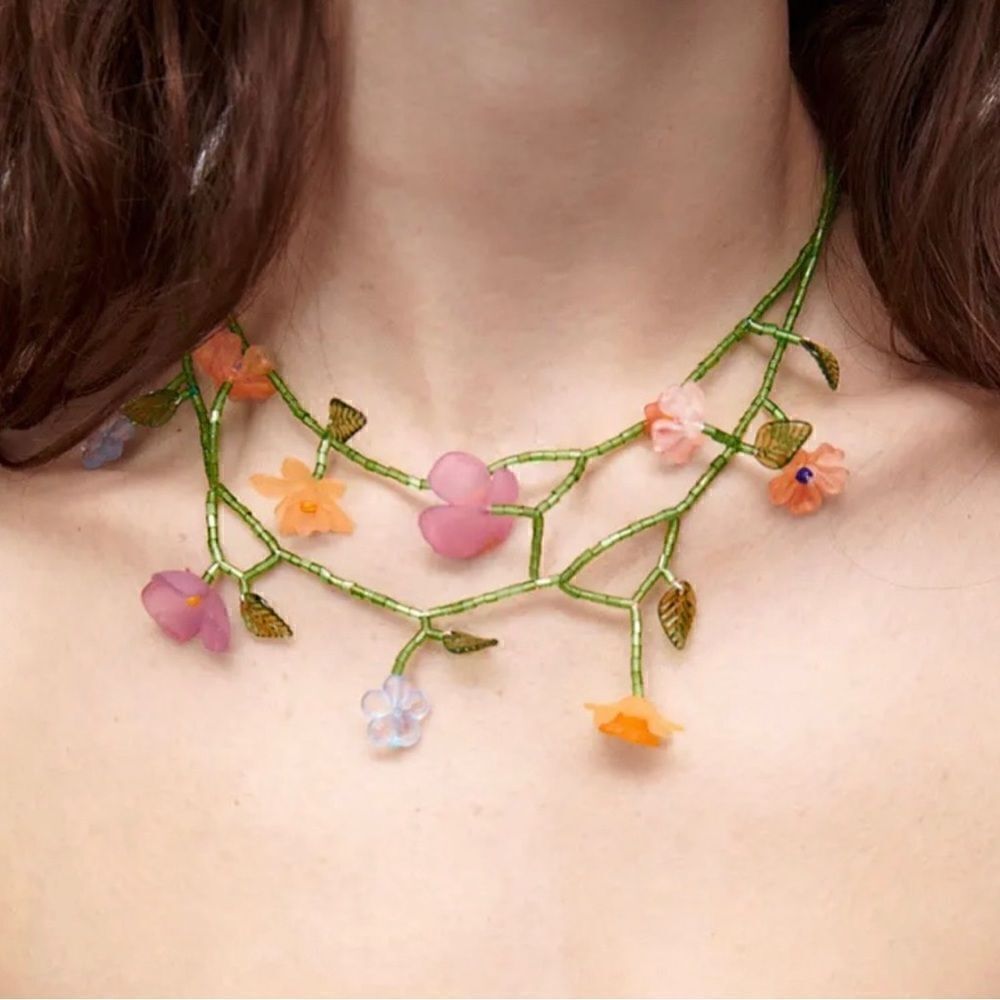 Zara floral necklace M265